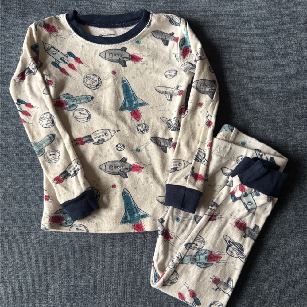 Rocket Print Pajama Set